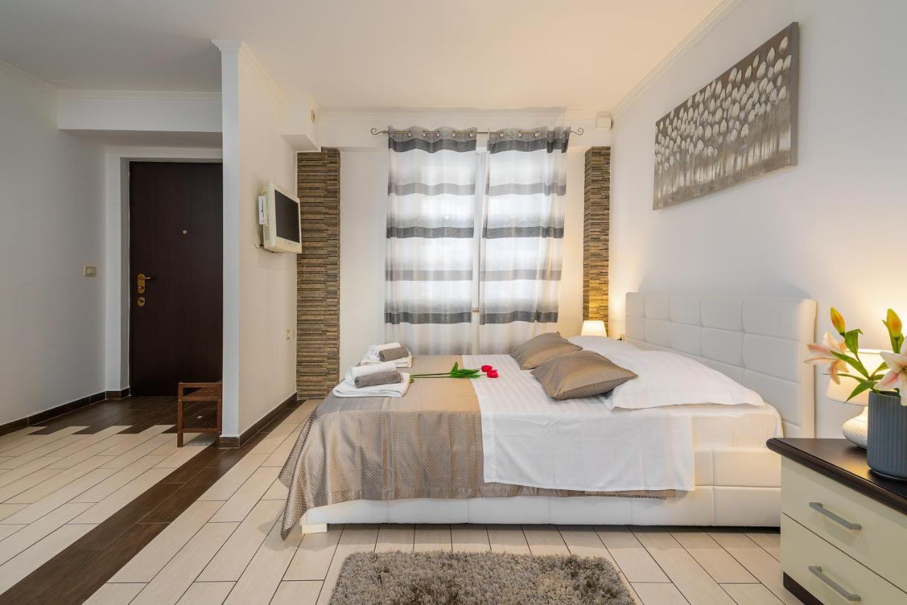 Studio Apartment La Luna سبليت المظهر الخارجي الصورة
